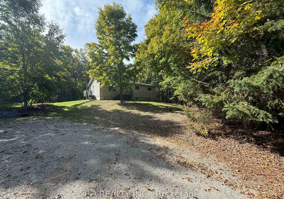 5840-lowanda-lane-ramara-ontario-s12401568