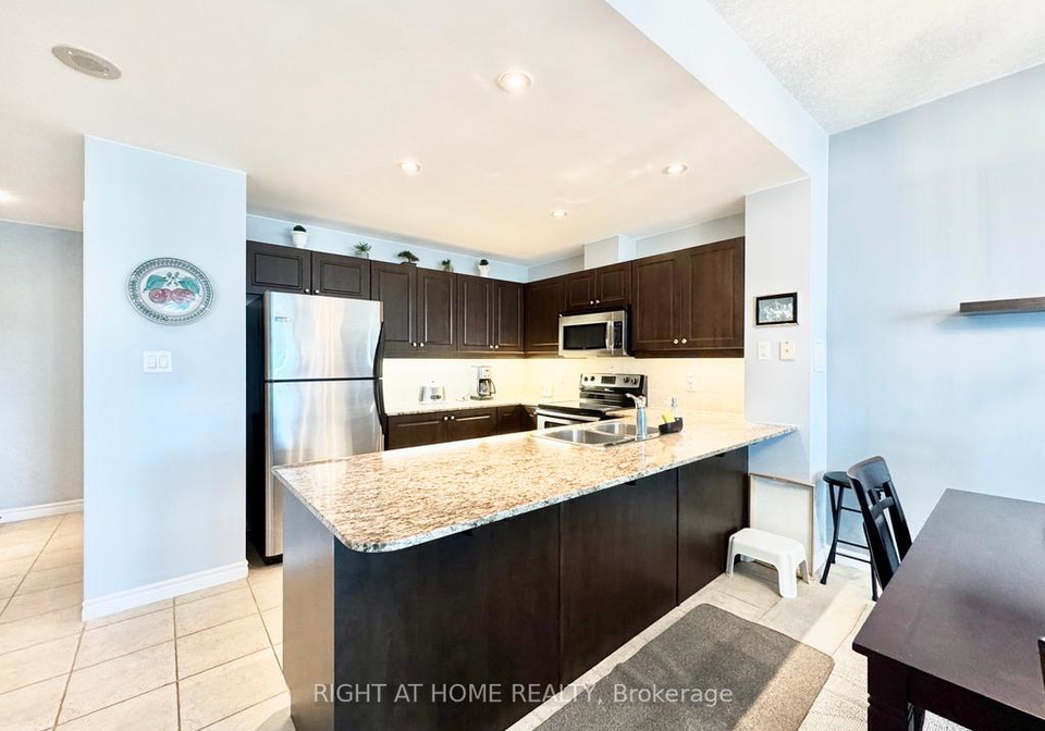 37-ellen-street-barrie-ontario-s12402075