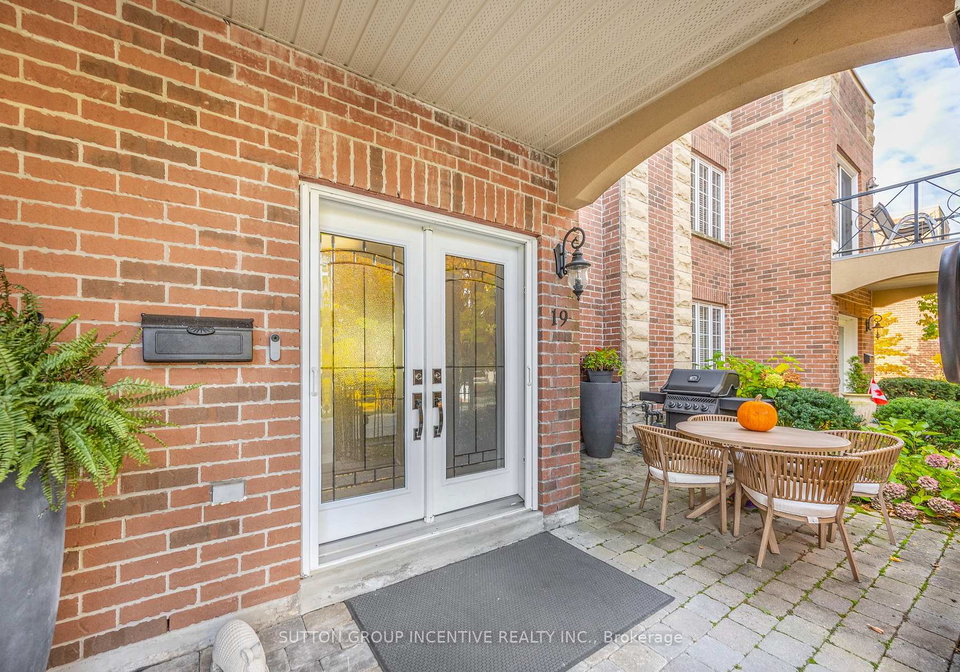 19-white-oaks-road-barrie-ontario-s12402128