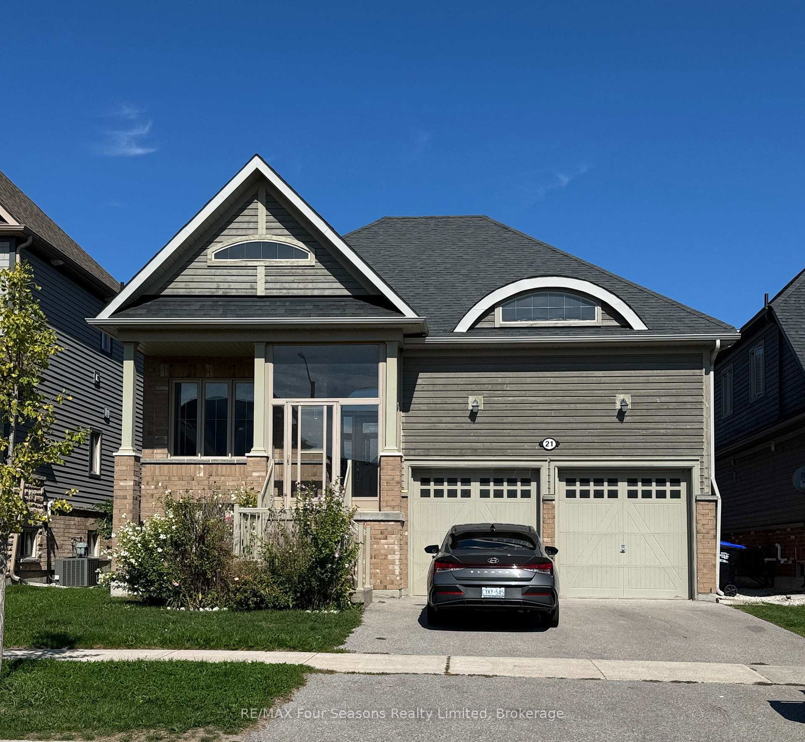 21-cooper-street-collingwood-ontario-s12402154