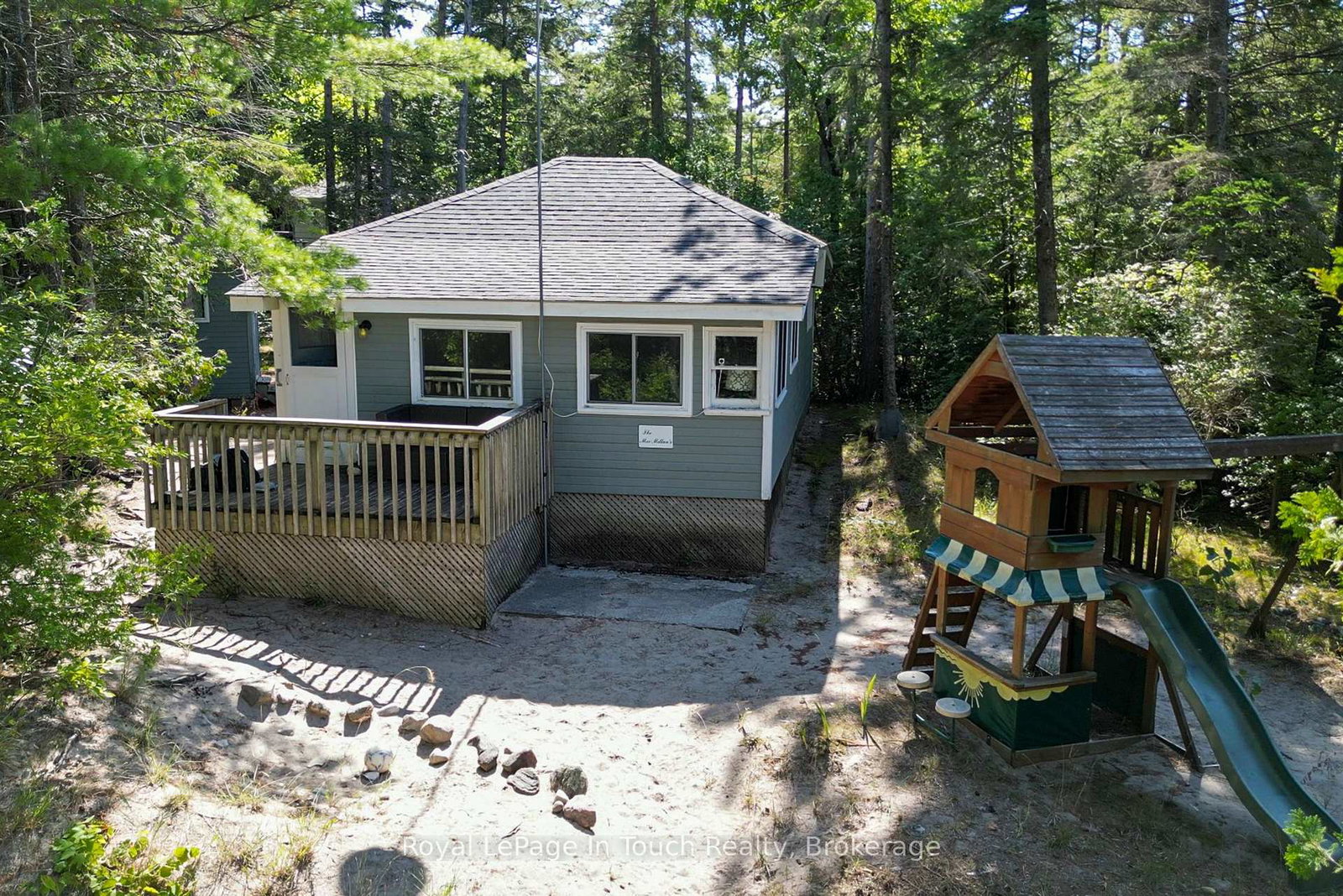 940-river-road-e-wasaga-beach-ontario-s12402394