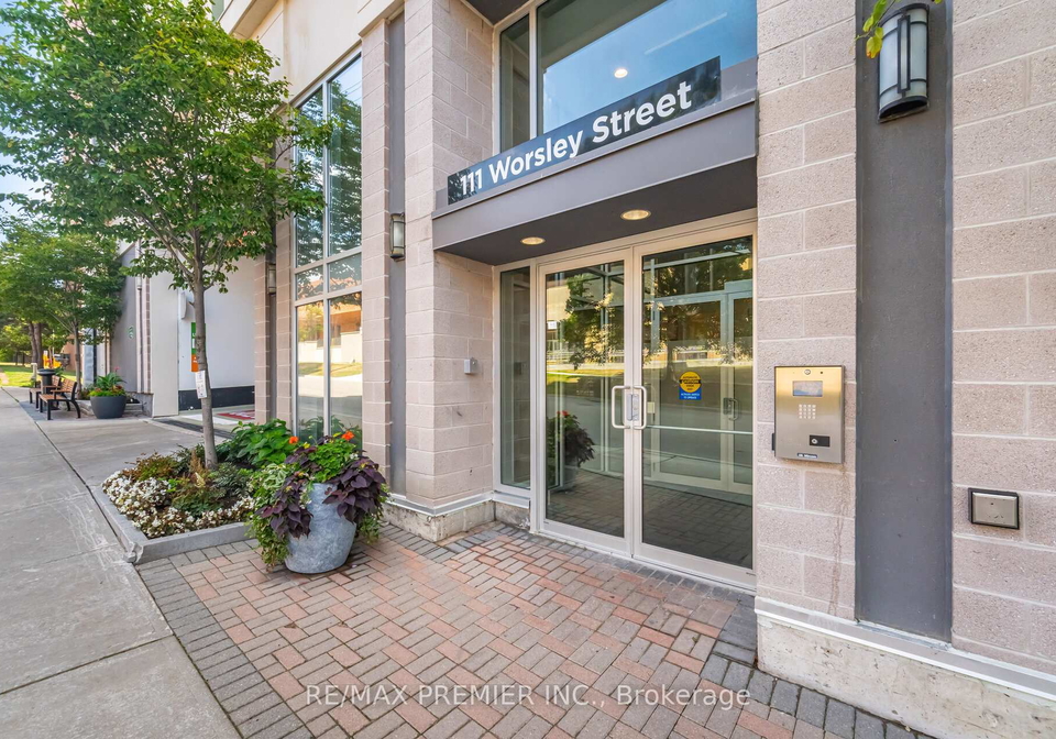 111-worsley-street-barrie-ontario-s12406372