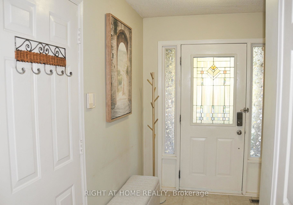 29-herrell-avenue-barrie-ontario-s12406619
