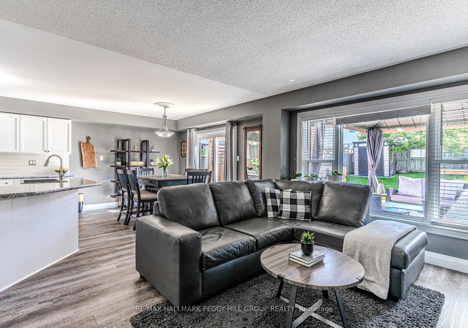 29-heritage-court-barrie-ontario-s12409077