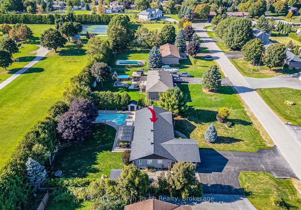 18-dananne-drive-tiny-ontario-s12409207