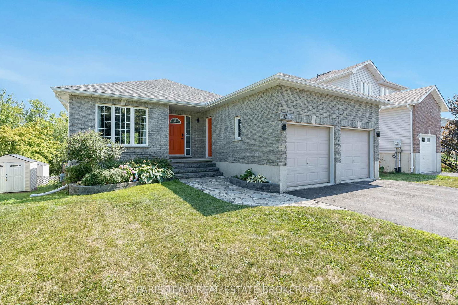 33-georgias-walk-tay-ontario-s12409765