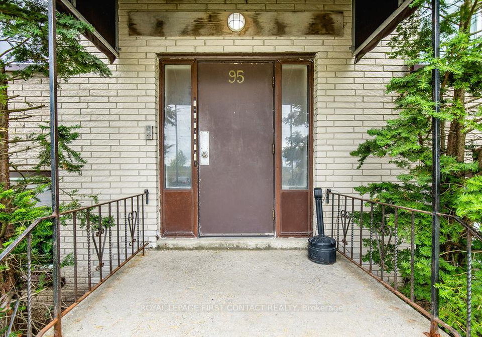 95-gowan-street-barrie-ontario-s12410022