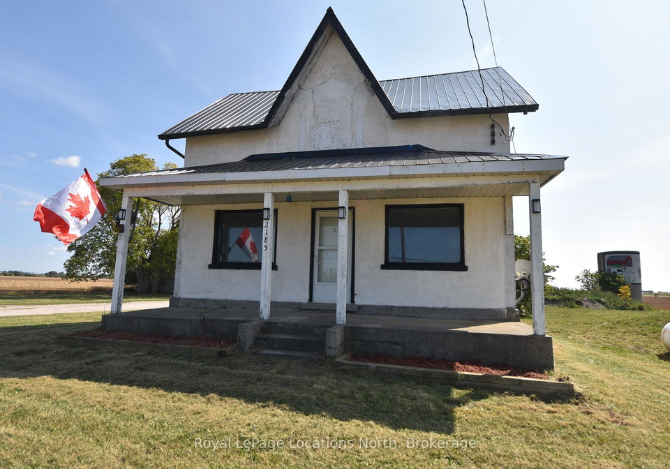 2185-county-road-92-springwater-ontario-s12411385