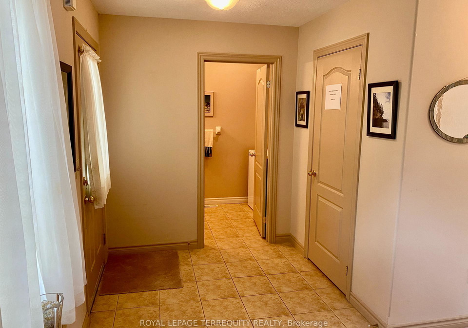 5-silver-maple-crescent-barrie-ontario-s12411414