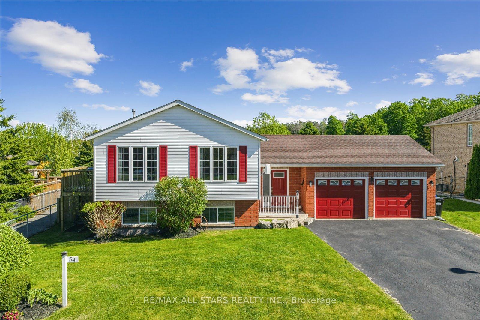 54-marlow-circle-springwater-ontario-s12412322
