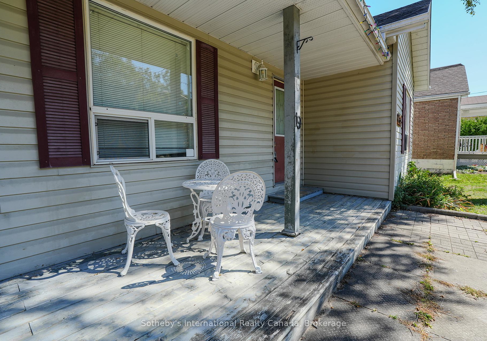 19-47th-street-s-wasaga-beach-ontario-s12414341