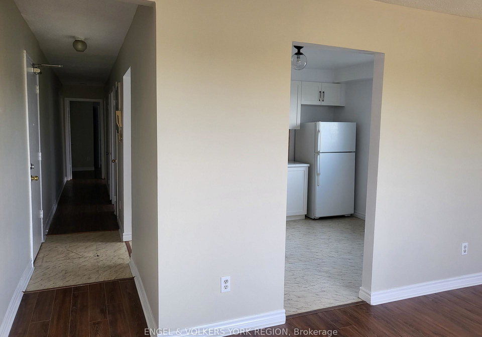 109-gowan-street-barrie-ontario-s12415754