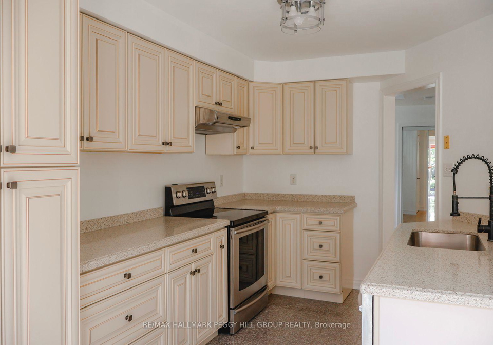 3-brucker-road-barrie-ontario-s12416941