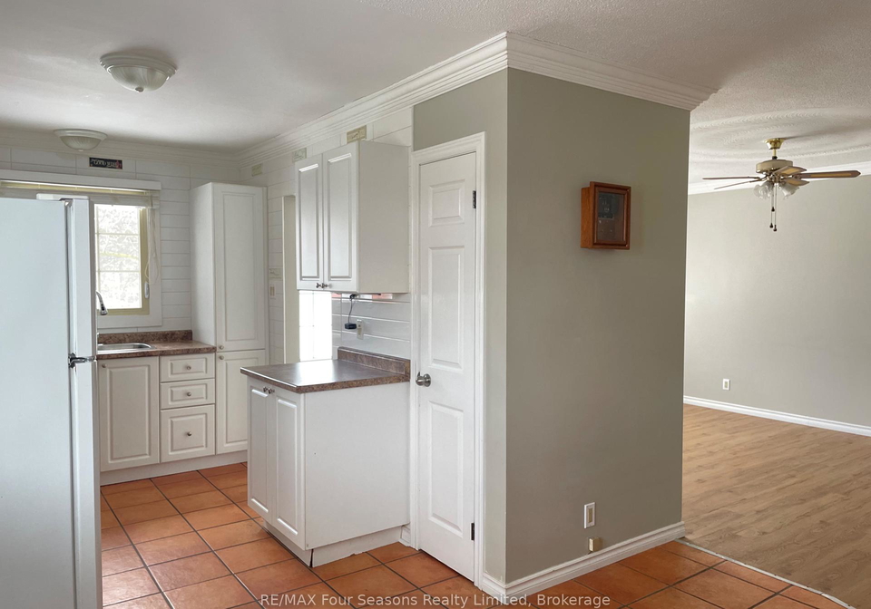 124-niagara-street-collingwood-ontario-s12419228