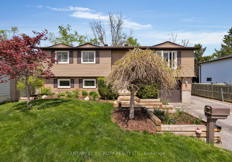 20-chippawa-court-barrie-ontario-s12419327