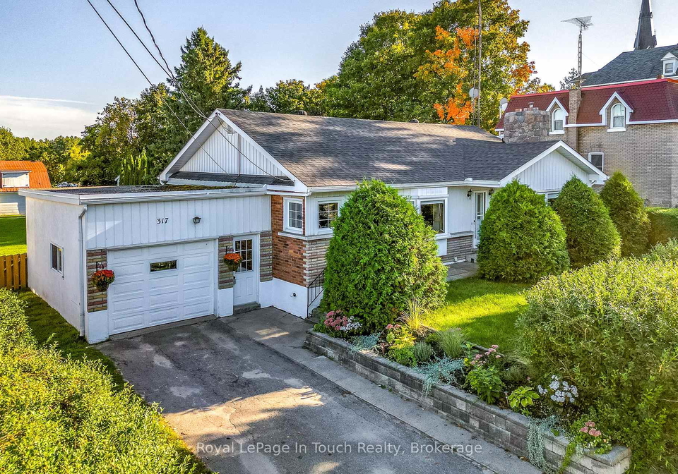 317-lafontaine-road-w-tiny-ontario-s12419423