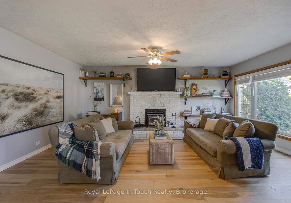 317-lafontaine-road-w-tiny-ontario-s12419423