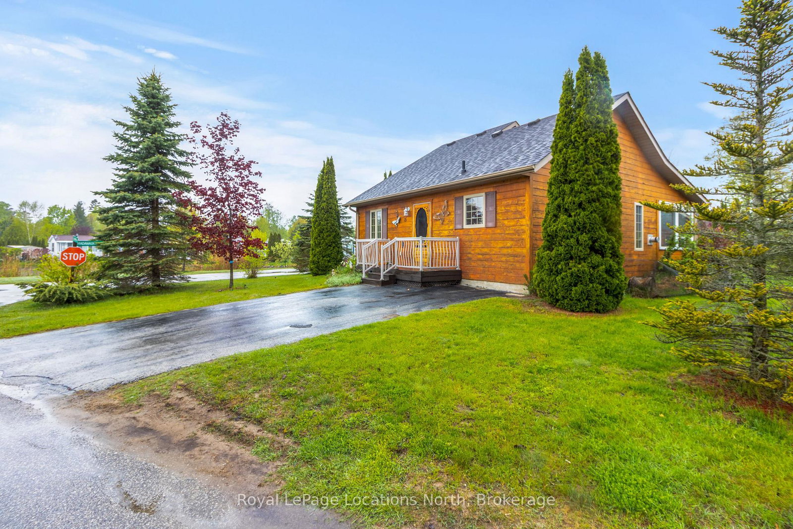 15-madawaska-trail-wasaga-beach-ontario-s12421041