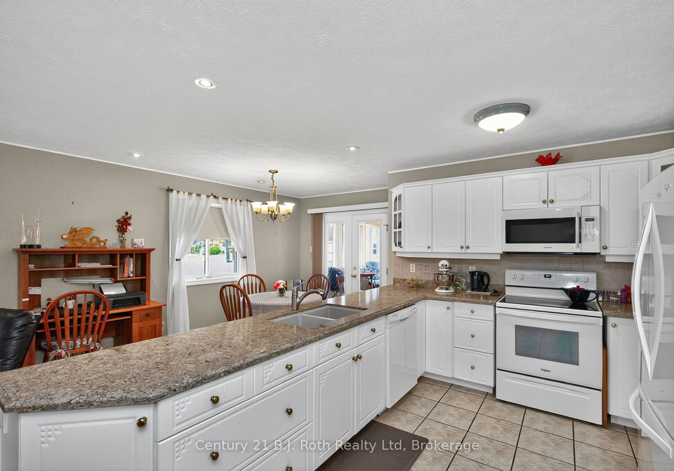 64-james-street-penetanguishene-ontario-s12421689