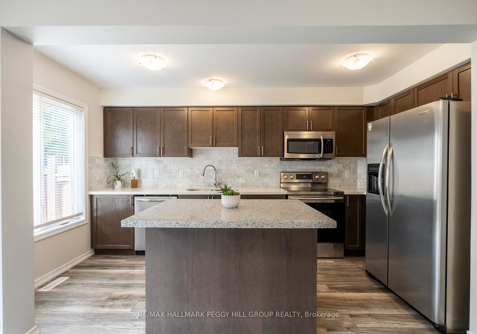 141-holgate-street-barrie-ontario-s12422195