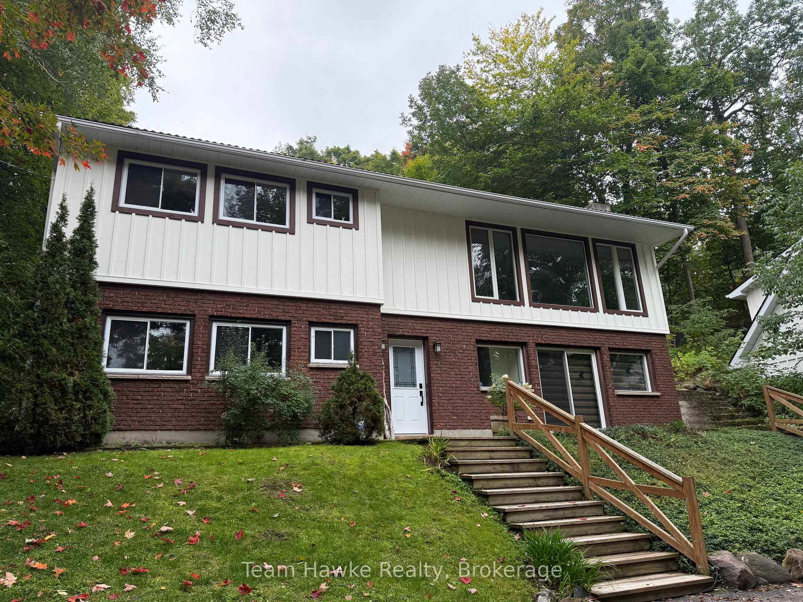121-gilwood-park-drive-penetanguishene-ontario-s12423262