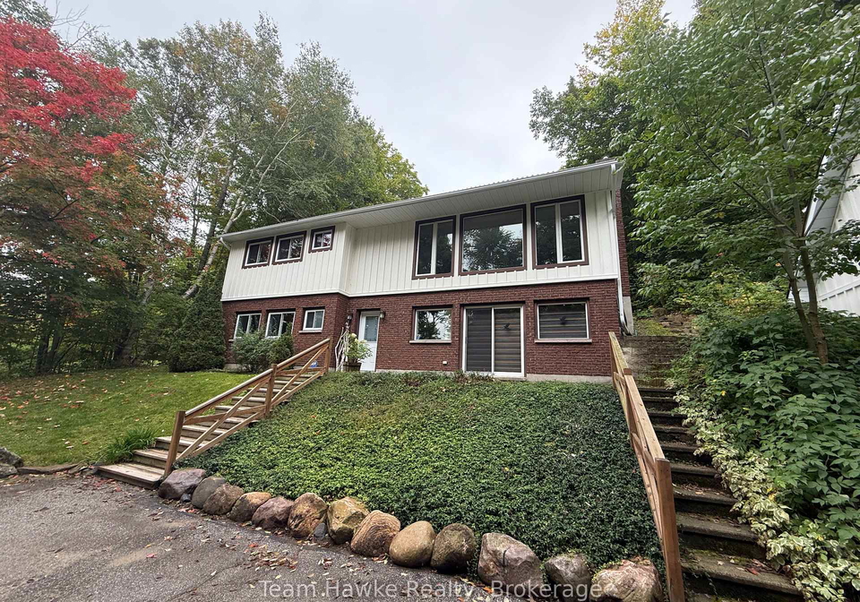 121-gilwood-park-drive-penetanguishene-ontario-s12423262