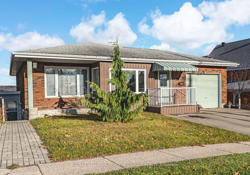 57-poyntz-street-penetanguishene-ontario-s12423578