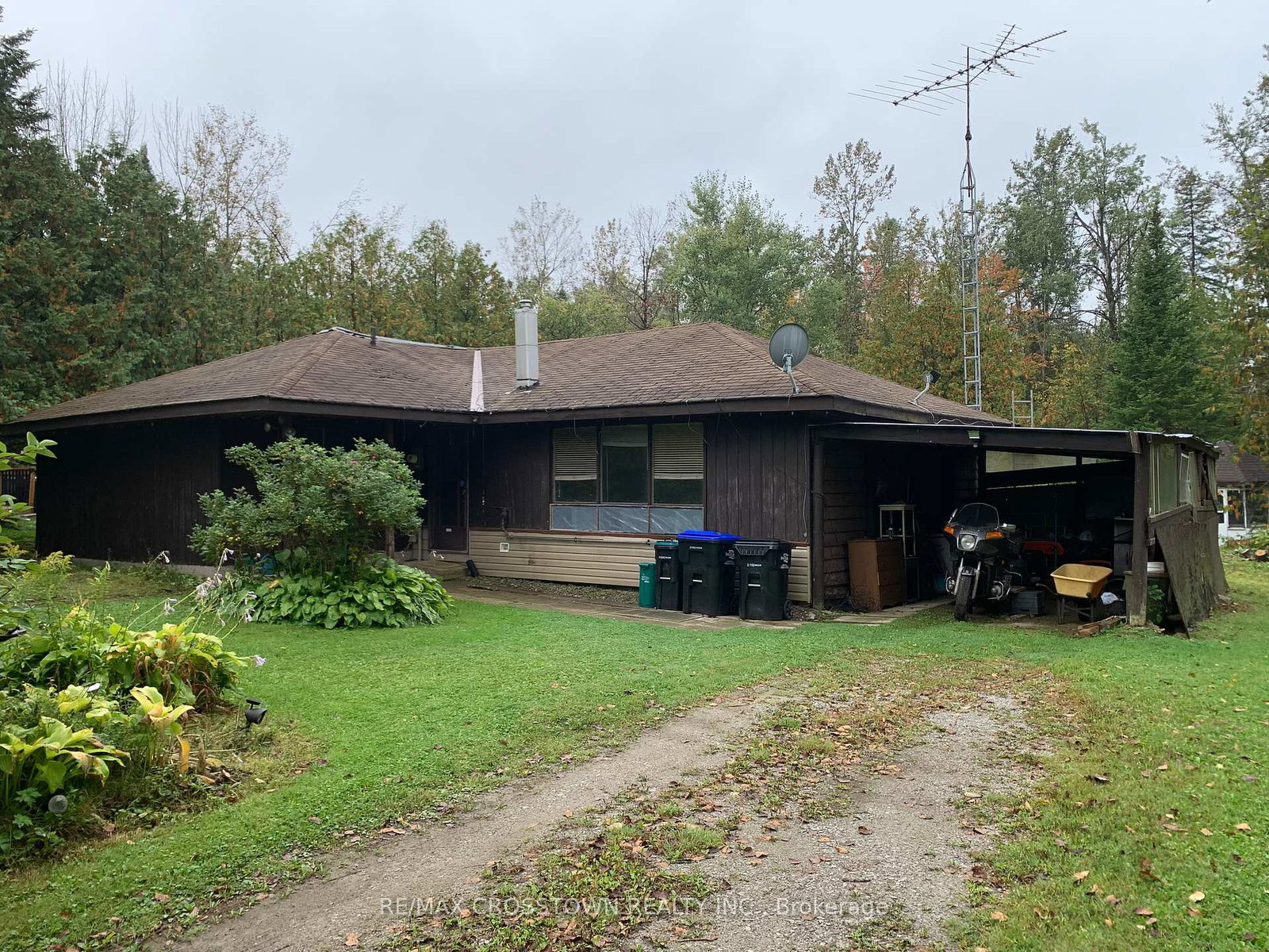 1470-gill-road-springwater-ontario-s12425108