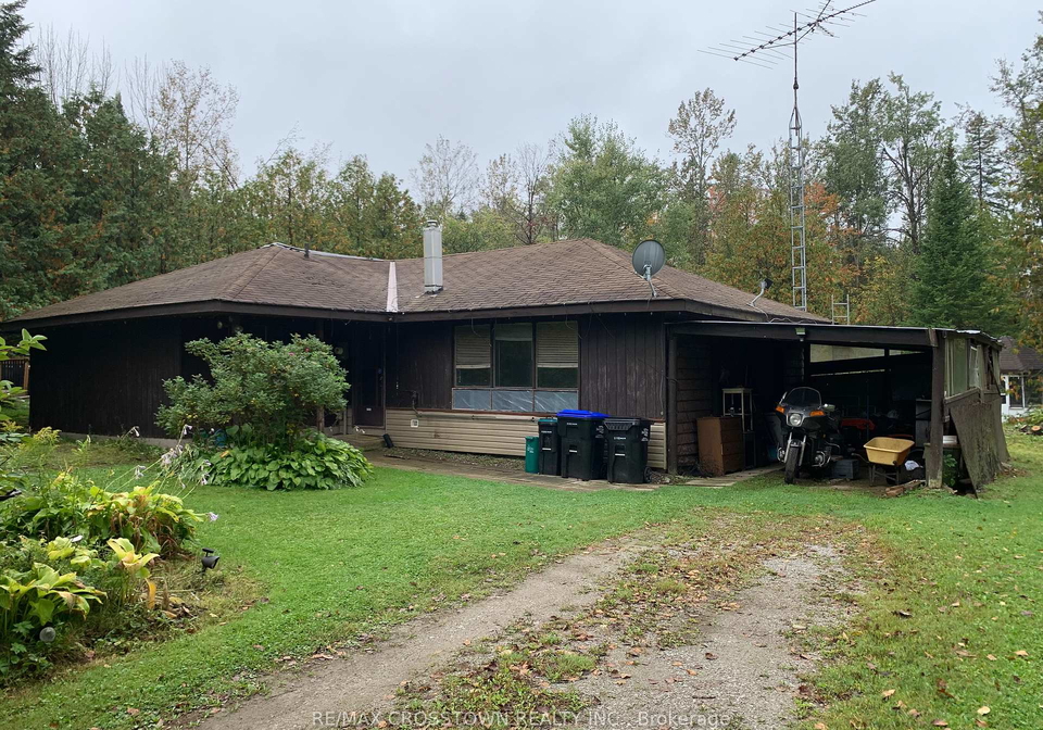1470-gill-road-springwater-ontario-s12425108