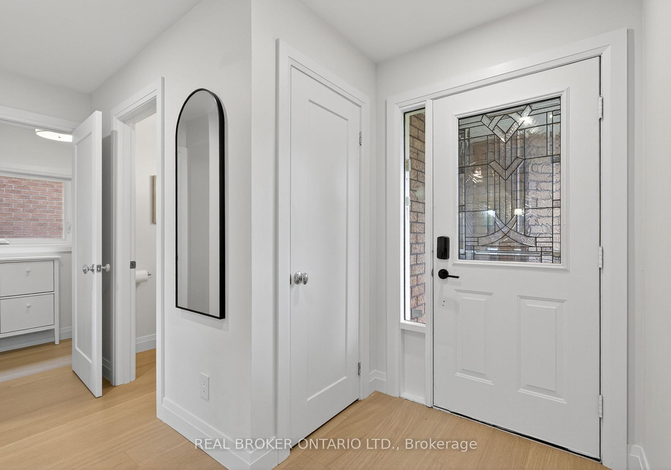37-macmillan-crescent-barrie-ontario-s12427218