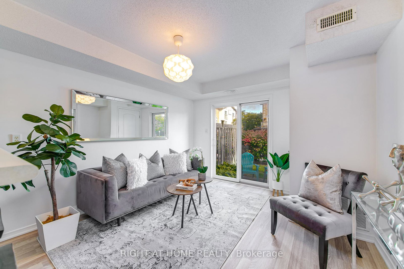 17-cheltenham-road-barrie-ontario-s12427379