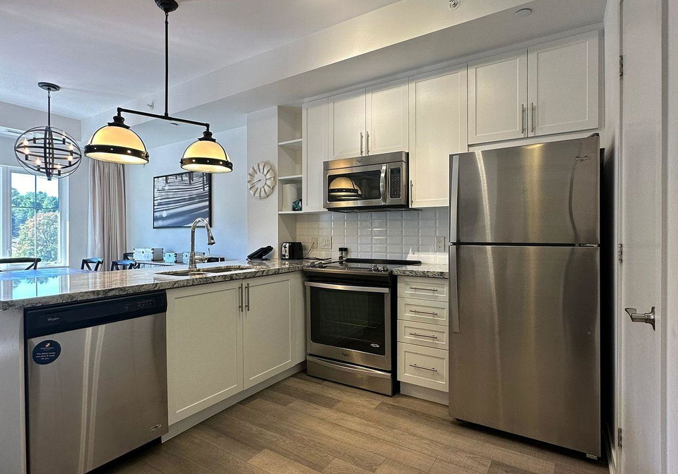 40-horseshoe-boulevard-oromedonte-oro-medonte-ontario-s12428480