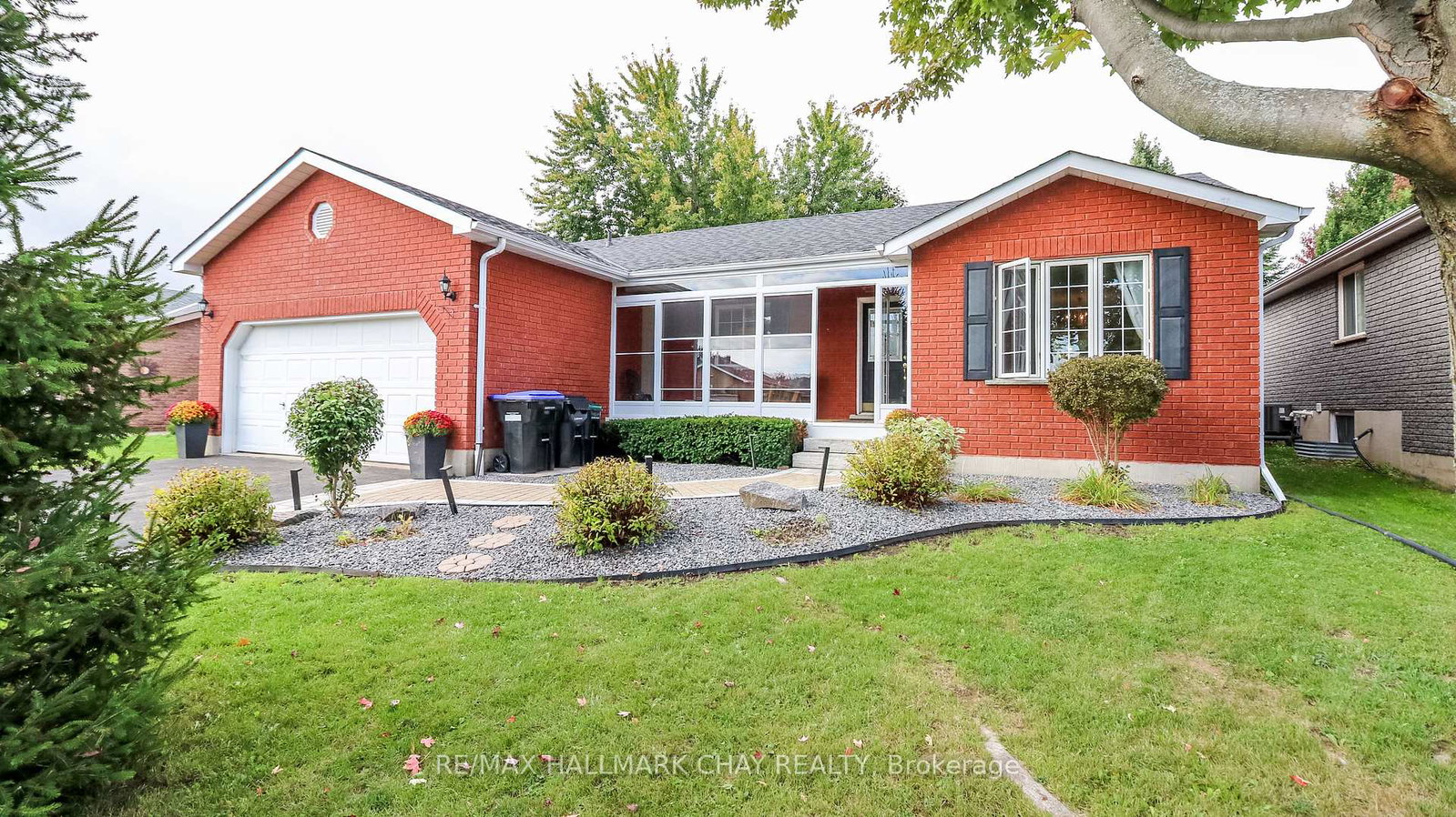 5-burton-crescent-springwater-ontario-s12430326