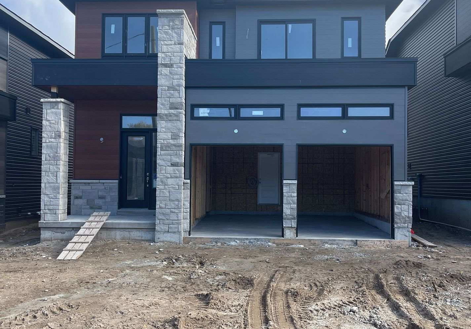 99-berkely-street-wasaga-beach-ontario-s12431283
