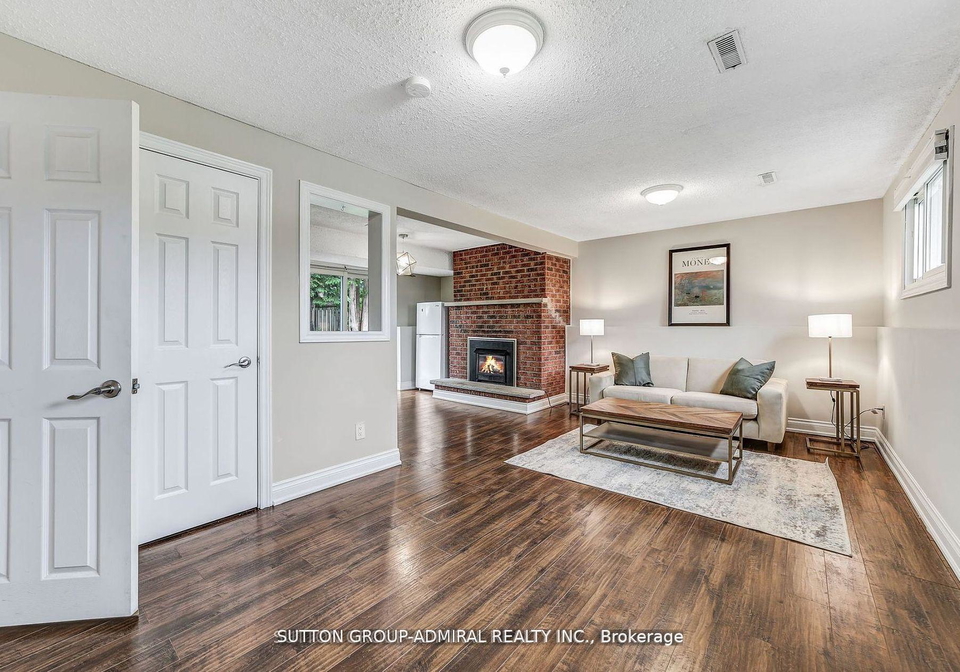 14-chippawa-bsmt-court-barrie-ontario-s12433060