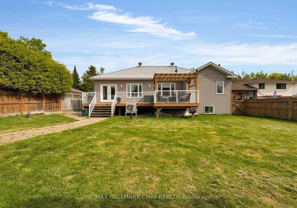 24-mckenzie-street-tiny-ontario-s12433290