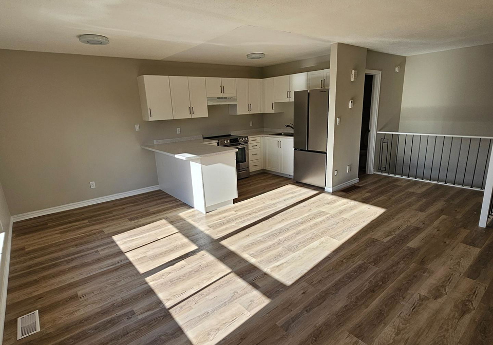 20barrie-road-orillia-ontario-s12433902