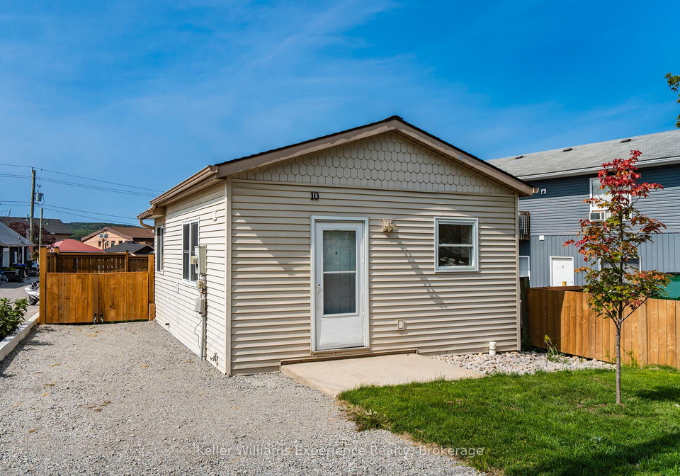 10-levi-simon-trail-penetanguishene-ontario-s12434151