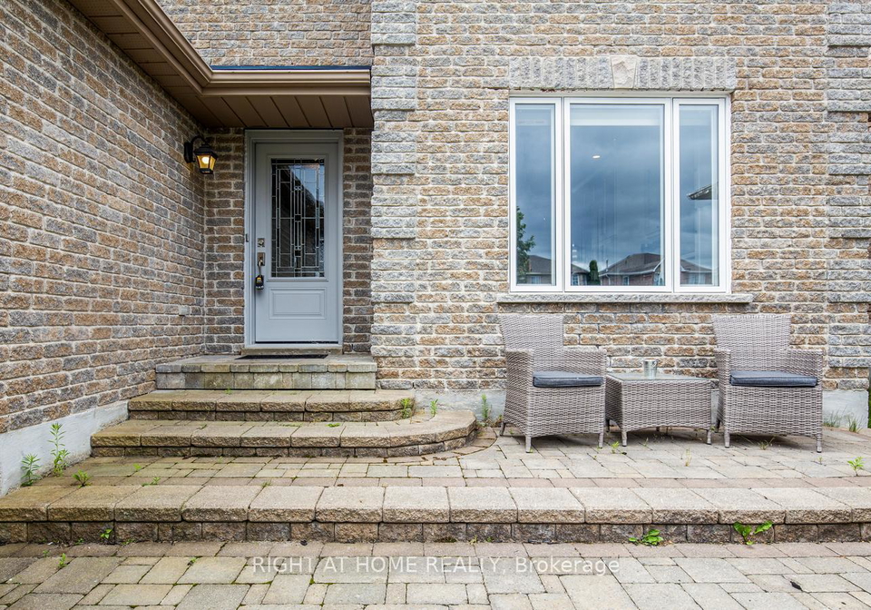 34-lang-drive-barrie-ontario-s12434263