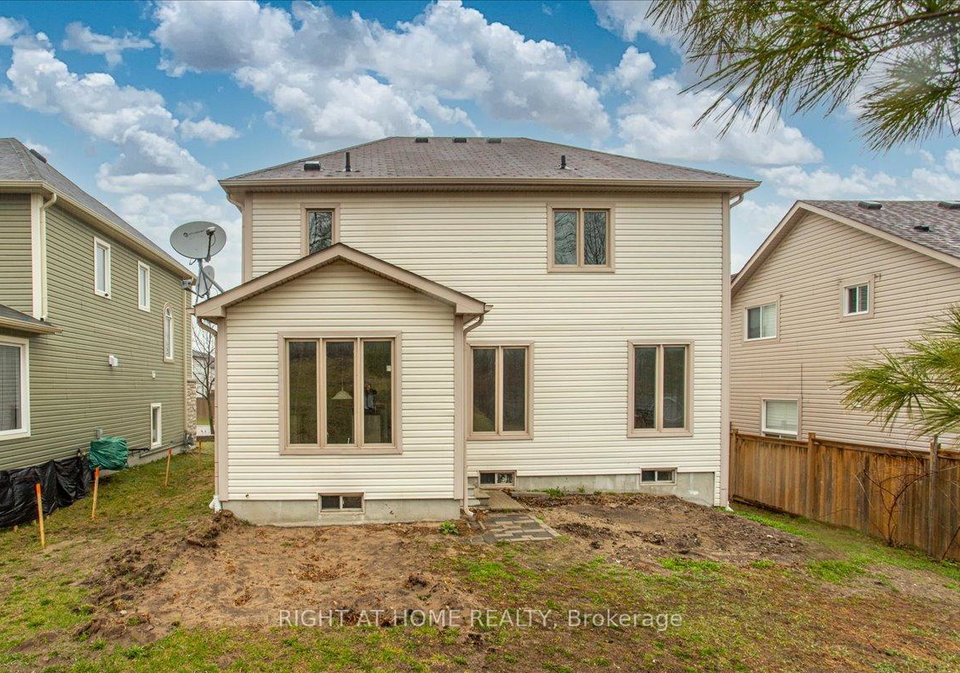 72-christy-drive-wasaga-beach-ontario-s12434700
