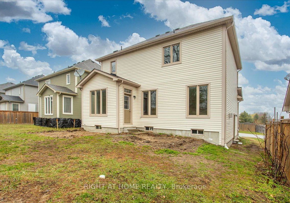 72-christy-drive-wasaga-beach-ontario-s12434700