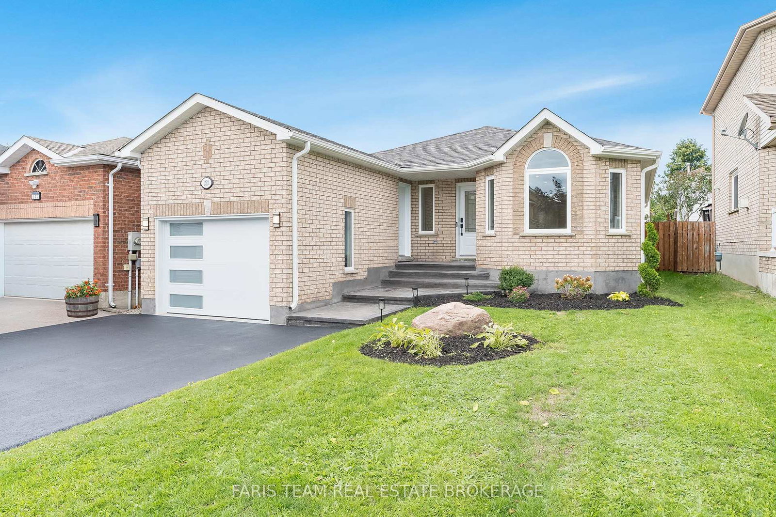 233-wessenger-drive-barrie-ontario-s12435494