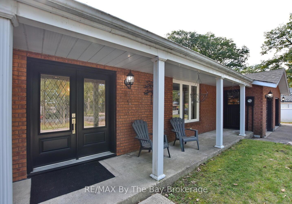 185-oxbow-park-drive-wasaga-beach-ontario-s12435508