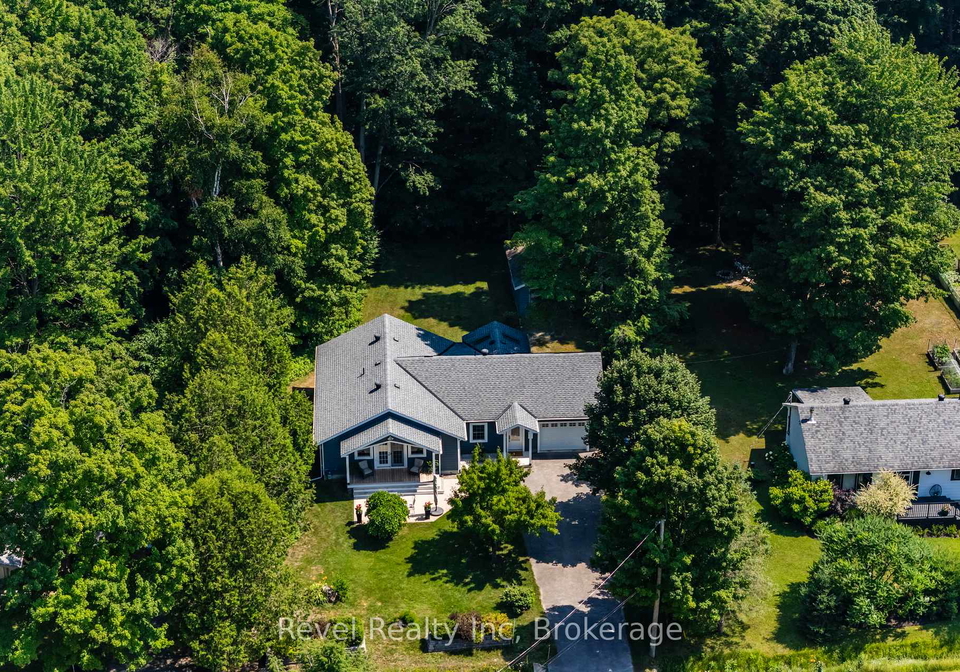 33-belcourt-crescent-tiny-ontario-s12436177