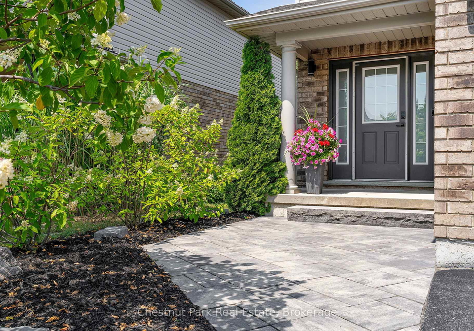 13-brooke-avenue-collingwood-ontario-s12438110