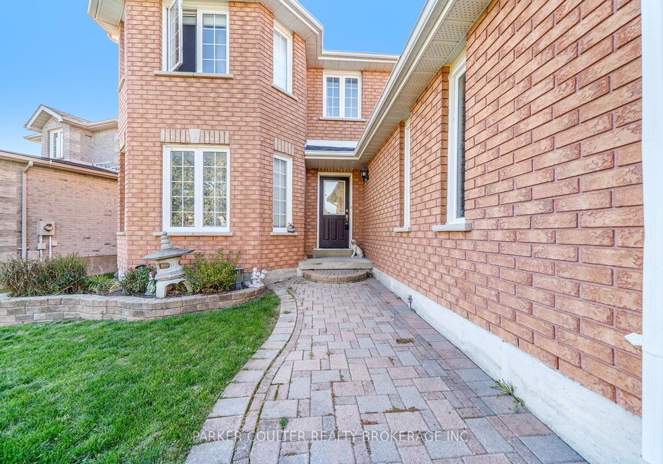 7-teal-place-barrie-ontario-s12438113