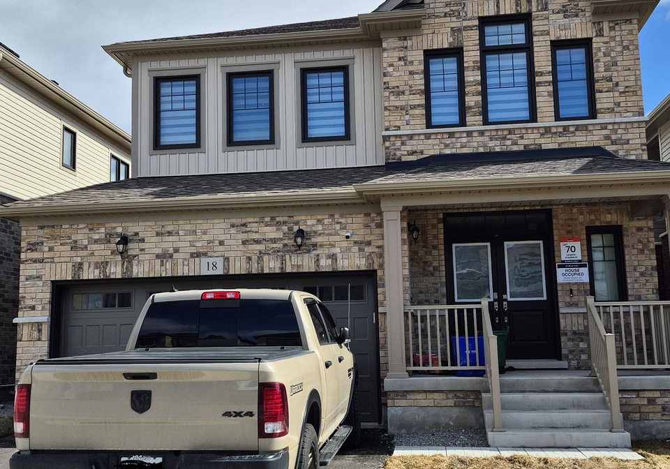 18-gemini-drive-barrie-ontario-s12438132