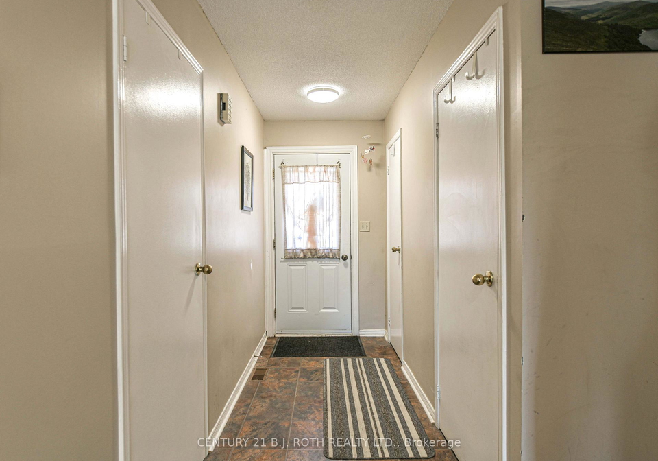 25-south-street-orillia-ontario-s12438295