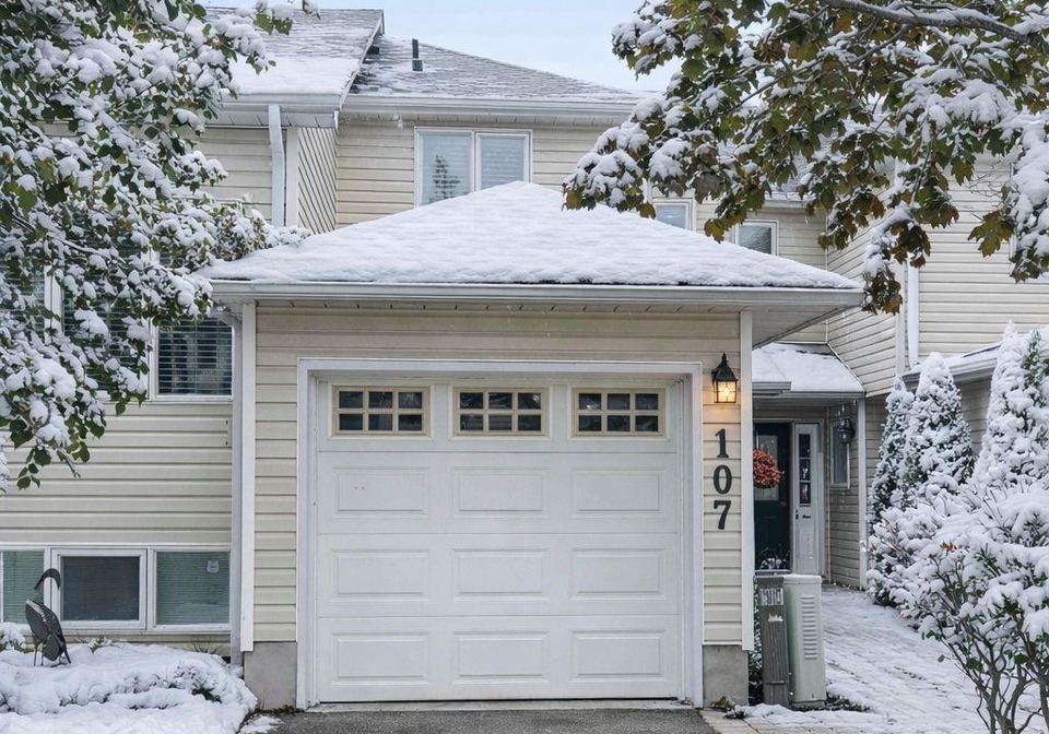 107-ellen-lane-collingwood-ontario-s12438349