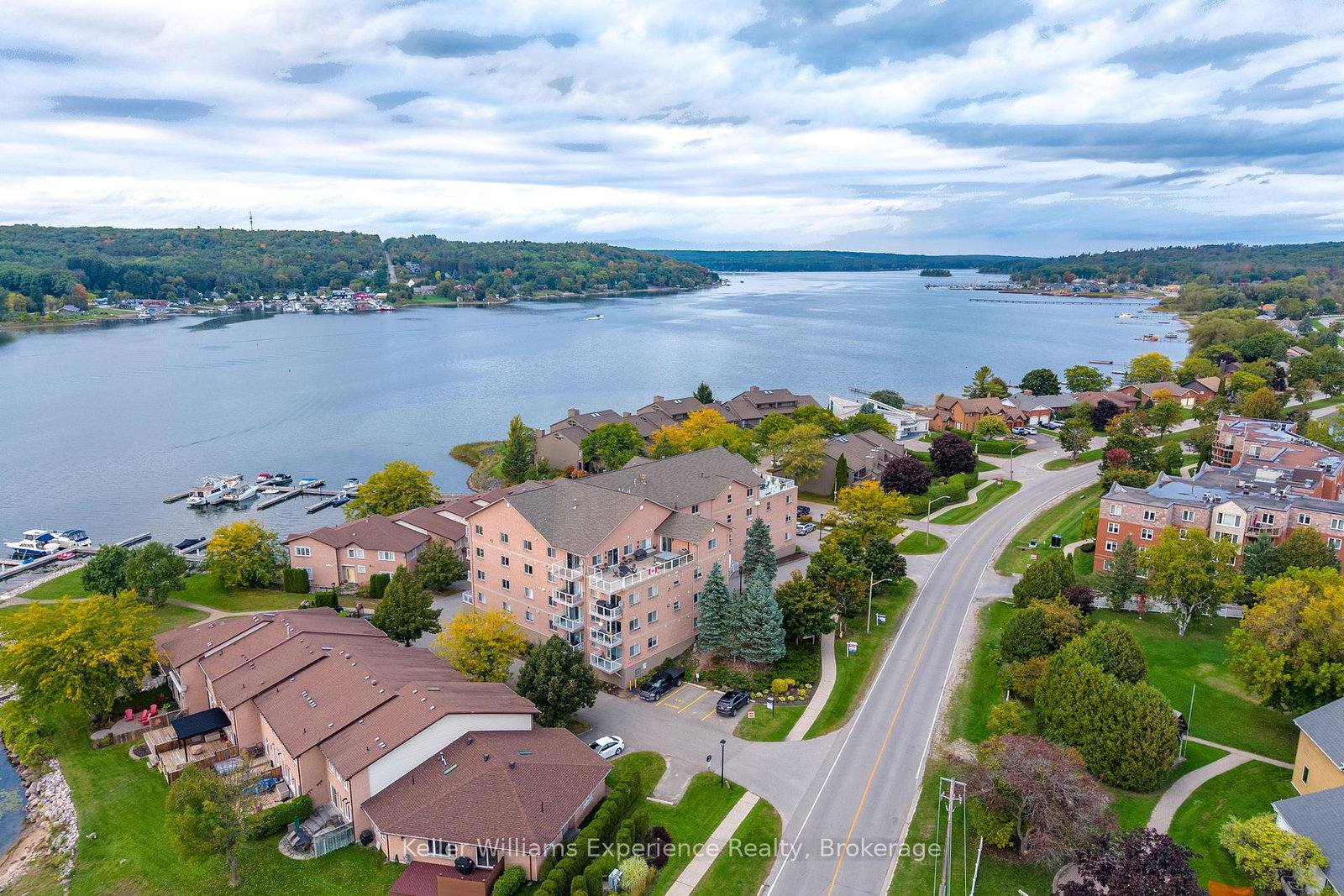 4-beck-boulevard-penetanguishene-ontario-s12439602